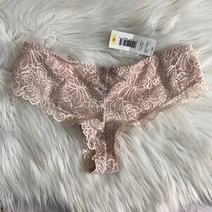 Rene Rofe light pink lace thong panties   NWT